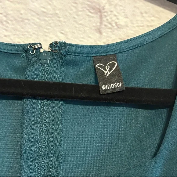 Windsor Maxi Mermaid Dress - Picture 9 of 12